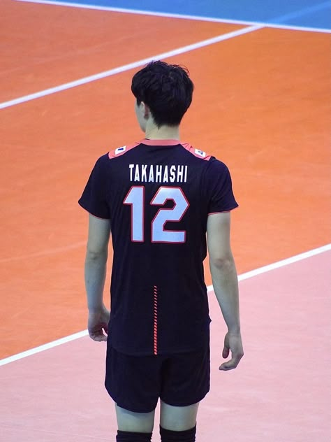 Ran Takahashi, Volleyball Photography, Japan Volleyball Team, Spiderman Shirt, Volleyball Clubs, Volleyball Inspiration, Butterflies In My Stomach, Volleyball Pictures, Run 3