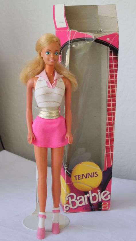 1760-1986-tennis-star-barbie Barbie Tennis Outfit, Tennis Barbie Costume, Tennis Barbie, Barbie Shoot, Bridgerton Oc, Funny Commercial, Barbie Pool Party, Barbie Pool, I Love The 90s