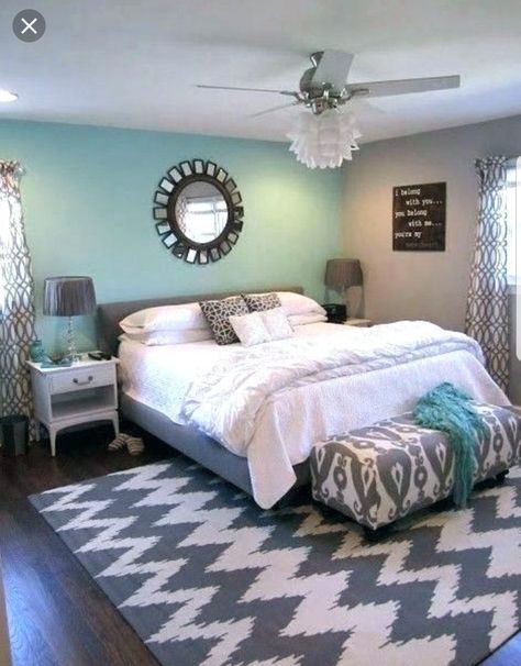 Mint Green Bedroom Ideas, Green And Gray Bedroom, Brown Bedroom Colors, Green And Gold Bedroom, Turquoise Bedroom Decor, Grey Colour Scheme Bedroom, Green Room Ideas Bedroom, Grey Room Decor, Mint Green Bedroom