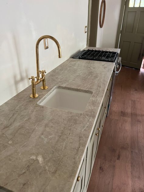 Leather Taj Mahal Quartzite, Leather Quartzite Countertops, Leather Countertop, Leathered Countertops, Taj Mahal Modern Kitchen, Taj Mahal Bathroom Countertops, Leathered Taj Mahal Quartzite, Taj Mahal Countertops, Leathered Quartzite Countertops