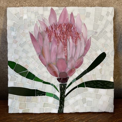 Floral Mosaic Pattern, Protea Mosaic, Mosaic Designs Easy, Mosaic Fireplace, South African Art, Glass Fusion Ideas, Floral Mosaic, Mosaic Art Projects, Glass Mosaic Art