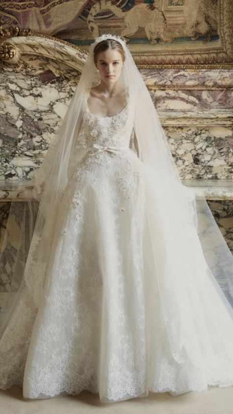 Elie Saab Wedding Dress, Elie Saab Bridal, Wedding Dress Silhouette, Ellie Saab, Elie Saab Fall, White Wedding Dress, A Wedding Dress, Bridal Fashion Week, Fall Wedding Dresses