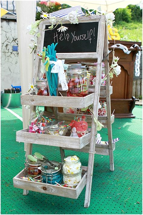 A homemade, rustic wedding in France! - Want That Wedding ~ A UK Wedding Inspiration & Wedding Ideas Blog Free Party Invitations, Party Website, Party Planning Checklist, Sweet Carts, Drink Party, Homemade Wedding, Candy Cart, Wedding Sweets, Planning Tools