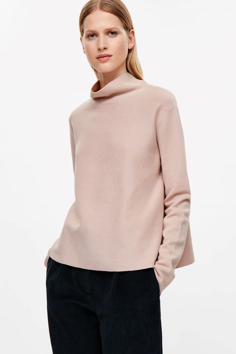 High-neck A-line knit jumper Essentials Wishlist, Jumper Women, High Neck Jumper, Summer 19, Design Wardrobe, Ageless Style, Knitting Girls, Only Fashion, Winter Sweaters