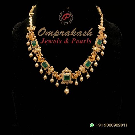 Light Weight Gold Emerald Necklace ~ South India Jewels Light Weight Necklace Designs Gold, Light Weight Gold Jewellery Indian Necklaces, Gold Necklace Set Simple Light Weight, Weight Less Gold Jewellery, Gold Necklace Light Weight Designs, Light Weight Jewelry Gold, Less Weight Gold Necklace, Light Weight Necklace Gold, Emerald Necklace Indian Gold Jewellery