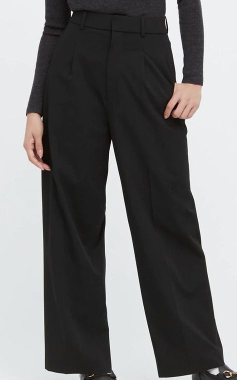 Wide Trousers, Black Trousers, Pleated Pants, Wide Pants, Pants Black, Uniqlo, Capsule Wardrobe, Black Pants, Pajama Pants