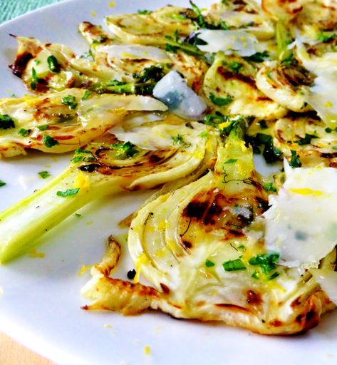 Grilled Fennel Salad with Fresh Herbs and Parmesan - Proud Italian Cook Grilled Pork Roast, Salad With Fresh Herbs, Grilled Fennel, Fennel Bulb, Fennel Recipes, Clam Recipes, Fennel Salad, Idee Pasto Sano, Veggie Sides