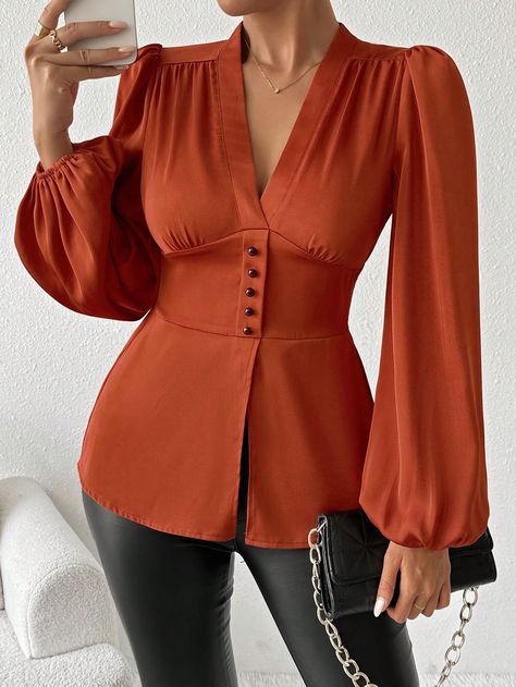 SHEIN Privé Women's Elegant V-Neck Lantern Sleeve Cinched Waist Long Sleeve Blouse, AutumnI discovered amazing products on SHEIN.com, come check them out! Blouse Casual, Extra Long Sleeves, Elegant Casual, Elegant Blouses, Plain Tops, Sleeve Cardigan, V Neck Blouse, Elegant Woman, Bell Sleeve