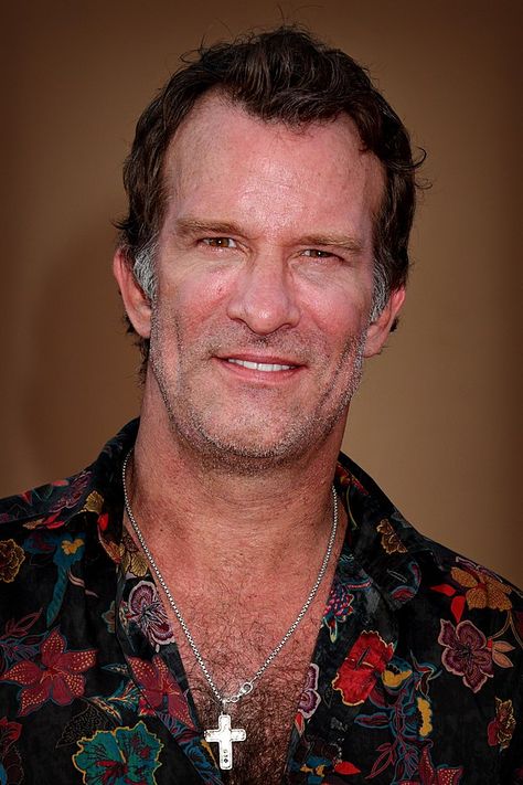 Thomas Jane - Wikiwand Deep Blue Sea 1999, Mutant Chronicles, Thomas Jane, Boogie Nights, The Sweetest Thing, The Punisher, Hbo Series, Deep Blue Sea, Handsome Guys