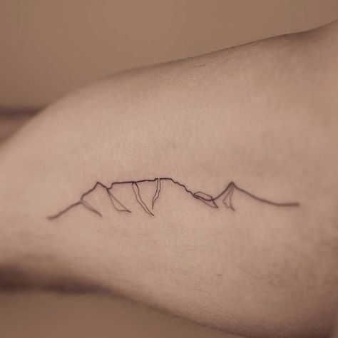 Table Mountain Tattoo, Cape Town Tattoo, Town Tattoo, Table Mountain Cape Town, Africa Tattoos, Mountain Tattoo, Table Mountain, Design Drawings, Fine Line Tattoos