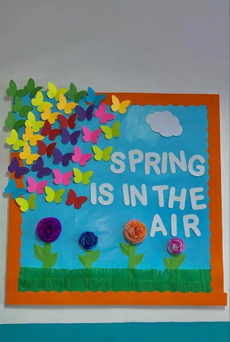 Spring Bulletin Board Ideas for Your Classroom Fun Spring Bulletin Board Ideas, Spring Boletin Board, Spring Billboard Ideas, March Into Spring Bulletin Board, April Themed Bulletin Boards, April School Bulletin Board Ideas, March Themed Bulletin Boards, April Board Ideas, Spring Is In The Air Bulletin Board