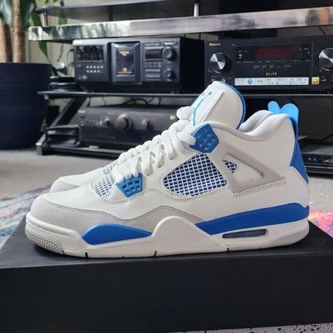 Jordan 4 IV Retro 'Military Blue' Blue Jordans 4s, Military Blue 4s Outfit, Blue Jordan 4’s, Jordan 4 Military Blue Outfit, Jordan 4 Bleu, Jordan 4 Retro Blue, Jordans Retro 4, Jordan 4 Blue, Jordan 4 Women