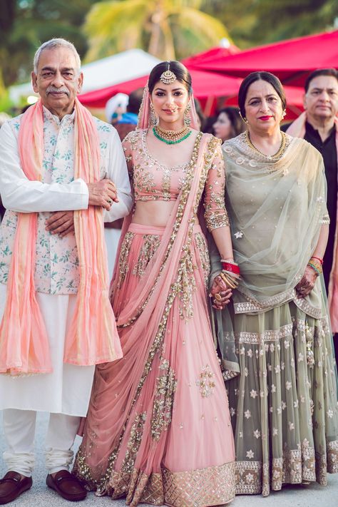 Happy Pictures Of Brides Walking Down The Aisle With Their Parents! | WedMeGood The Aisle Wedding, Channel Outfits, Bride Entry, Brides Mom, Bride Pictures, Sari Dress, Indian Wedding Planning, Bridal Elegance, Happy Pictures