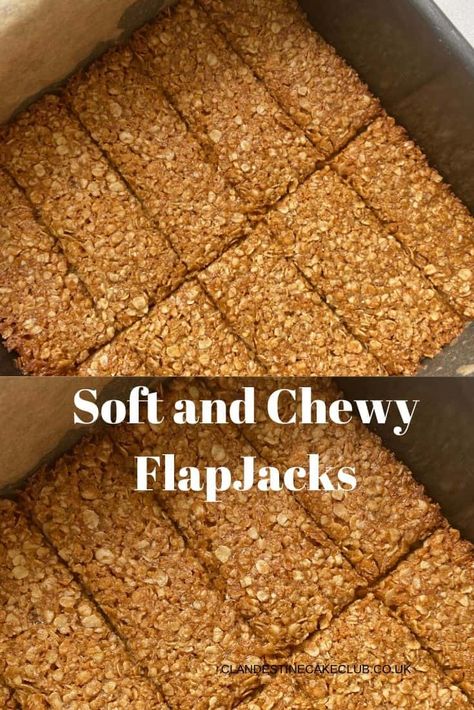 Flapjack Recipe Chewy, Easy Chocolate Chip Cookie Bars, Cookie Bars Recipes, Easy Flapjacks, Flapjacks Recipe, Easy Chocolate Chip Cookie, Cookie Bars Easy, Flapjack Recipe, Tray Bake Recipes