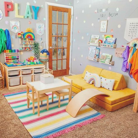 Home Daycare Montessori, Colorful Playroom Decor, Playroom Nugget, Colorful Playroom Ideas, Colourful Playroom, Home Daycare Rooms, Childminding Ideas, Organize A Playroom, Playroom On A Budget