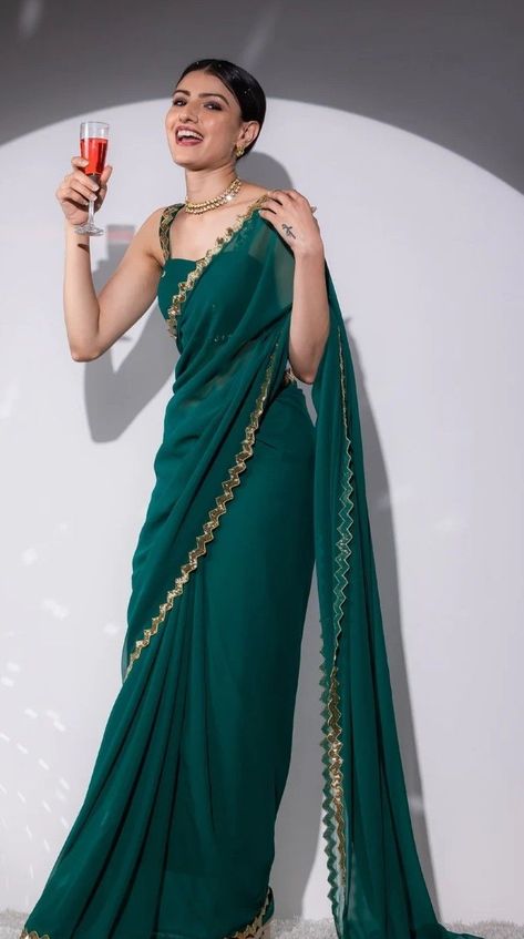 Saree Girls || beautiful girl pic || indian Saree || cute girl || south indian wedding saree || woman fashion skirts outfits || beautiful girls dresses designs|| Elegant dresses ||Beautiful 💕 girl || Saree girl || beauty Queen 👑 saree styles saree poses saree hairstyles saree look saree blouse designs latest saree photos saree wedding saree aesthetic saree anarkali dress saree blouse saree captions saree collection saree draping styles saree dress saree designs saree draping Farewell Saree, Sarees For Girls, Simple Saree Designs, Trendy Outfits Indian, Fashionable Saree, Fashionable Saree Blouse Designs, Fancy Sarees Party Wear, Dresses Traditional, Desi Fashion Casual