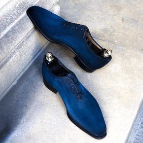 #altanbottier Wholecut Suede Velvet Patinated leather, here in a Deep Night Blue patina #altanshoes #sartorialelegance #patinashoes… Finsbury Shoes, Quality Leather Boots, Gentleman Shoes, Custom Design Shoes, Suede Oxfords, Classy Shoes, Handmade Leather Shoes, Suit Shoes, Night Blue