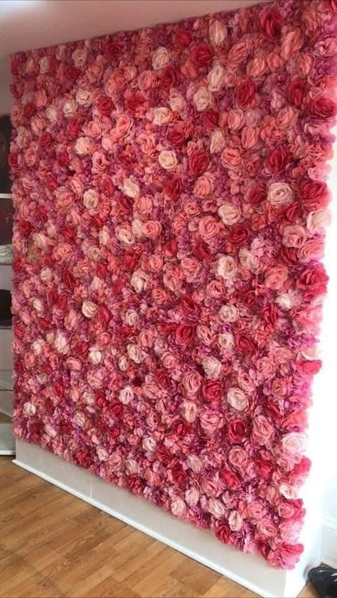 Flower Wall Vanity, Pink Wall Living Room, Flower Wall Bedroom, Business Room Decor, Floral Wall Installation, Emo Decor, Lash Room Ideas, Pink Flower Wall, Diy Flower Wall