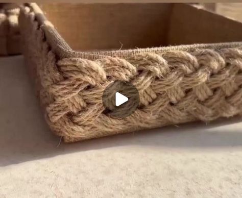 Jute Basket Decor, Jute Basket Diy, Recycling Cardboard, Diy Rope Basket, Rope Projects, Quilling Work, Diy Furniture Decor, Jute Basket, Diy Basket