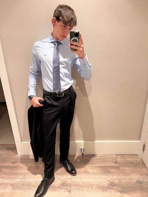 Neat condition. Comfortable. Fast shipping. What more could you ask for? 8th Grade Formal Boys, Boys Wedding Guest Outfit, Awards Ceremony Outfit, Boys Homecoming Outfits High School, Outfits Modernos, Formal Boys Outfit, Childrens Fashion Boys, Prom Outfits For Guys