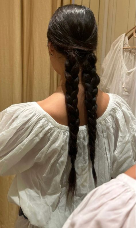 Roman Pantheon, Messy Braid, Hair Styles For Long Hair, Styles For Long Hair, Hair 2024, Hairdos For Curly Hair, Hair Stylist Life, Long Hairstyles, Dream Hair