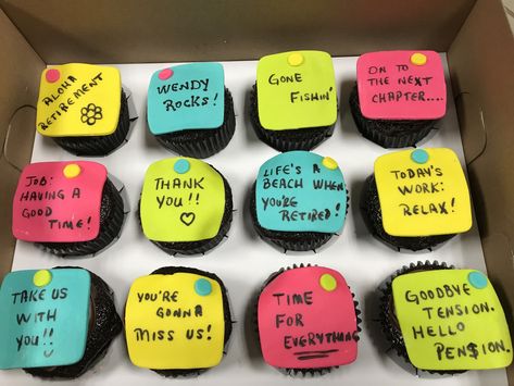 Retirement Party Cupcakes, Good Bye Cupcakes, New Job Cupcakes, New Job Cake Ideas, Retirement Cupcake Ideas, Farewell Cupcakes, Retirement Cupcakes, Retirement Cake Sayings, Cake Sayings