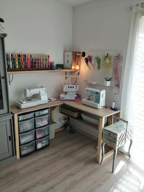 Sewing Room Inspiration, Sewing Room Design, Diy Dining Room, Warm Home Decor, Sewing Room Decor, Diy Dining, Craft Room Design, Sewing Room Organization, Studio Room