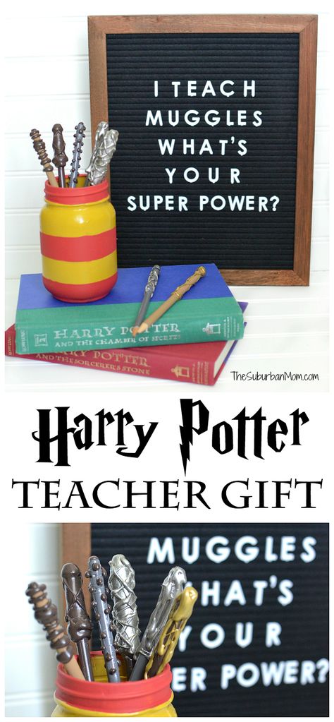 DIY Harry Potter Wand Pencils Teacher Gift - The Suburban Mom Harry Potter Teacher Appreciation, Wand Pencils, Harry Potter Gift Basket, Harry Potter Mom, Teacher Gifts Diy, Diy Harry Potter Wands, Harry Potter School Supplies, Harry Potter Teachers, Harry Potter Christmas Gifts