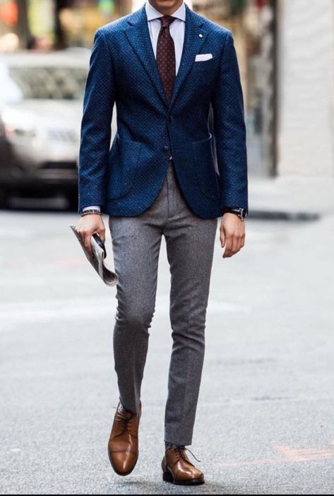 How To Mix Pants & Jackets The RIGHT Way – MANNER Blue Blazer Outfit Men, Different Pants, Blue Blazer Outfit, Terno Slim Fit, Guy Fashion, Blazer Outfits Men, Casual Suits, Formal Men Outfit, Mens Fashion Blazer