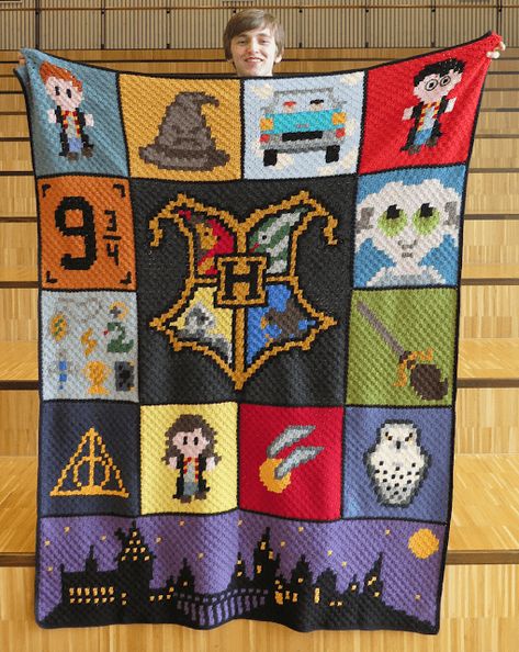 28 of the Best Corner-to-Corner Crochet C2C Blankets - This Pixie Creates Harry Potter Crochet Afghan, Harry Potter Afghan Crochet, Harry Potter Blanket Knit, Harry Potter Crochet C2c, Harry Potter C2c Blanket, Harry Potter Blanket Pattern, Harry Potter Knitted Blanket, Harry Potter C2c Crochet Pattern, Crochet Blanket Harry Potter