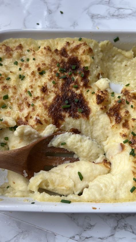 Recipes With Gouda, Mash Potato Recipes, Gouda Mashed Potatoes, Mash Potato, Banana Dessert Recipes, Favorite Dinner, Creamed Potatoes, Smoked Gouda, Banana Dessert