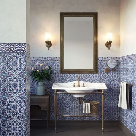 Moroccan Bathroom, Turkish Bathroom, Iznik Tile, Turkish Tile, Turkish Tiles, Border Tiles, Bad Inspiration, Casa Vintage, Turkish Ceramics