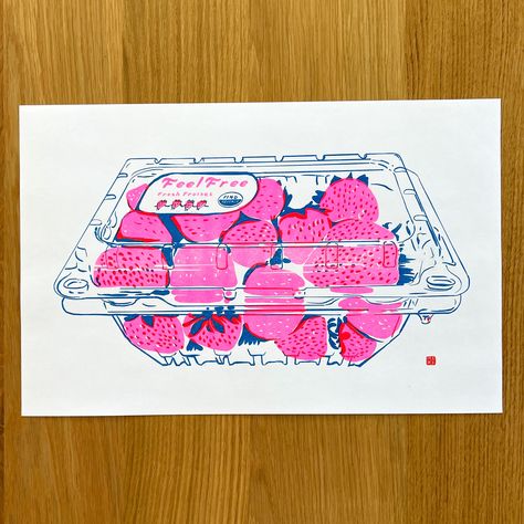 Fresh Fraises 3-color Risograph print. Fluorescent pink, red, and blue. 11x17" 18lb vellum-core bristol. This version is on the same size sheet, but the image is scaled up a little from previous version and looks that much fuller. Food Risograph, Risograph Design, Riso Print, Small Art Prints, Risograph Print, Art Prompts, Small Art, Aesthetic Art, Beautiful Things