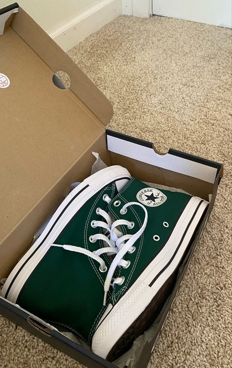 Forest Green Quinceanera Shoes, Emerald Green Shoes Sneakers, Dark Green Platform Converse, Shoe Wishlist Converse, Forest Green Sneakers, Emerald Green Quince Shoes, Emerald Converse, Emerald Green Converse, Green Converse Outfit Aesthetic