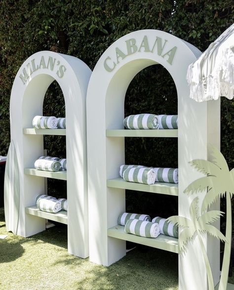 Bridal Shower Pool Party Decor, Luxury Pool Party Decor, Ibiza Pool Party Decor, Towel Station Pool, Beach Resort Theme Party, Pool Party Towel Station, Resort Themed Birthday Party, Wedding Welcome Pool Party, Wellness Pop Up Event