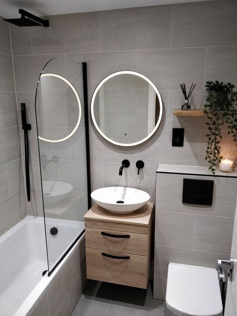 Minimalist Small Bathrooms, Minimalist Bathroom Design, Small Bathroom Interior, Modern Small Bathrooms, Washroom Design, Bathroom Redesign, Bathroom Design Decor, Toilet Design, Bathroom Inspiration Decor