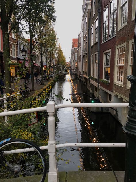 Holland Aesthetic, Netherlands Aesthetic, Amsterdam Winter, Amsterdam Photography, Living In Europe, Netherlands Travel, Move Abroad, Amsterdam Travel, I Want To Travel