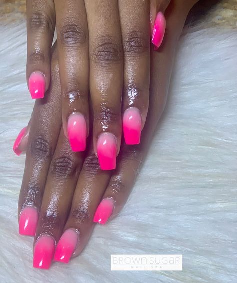 Barbie Pink Ombre Nails, Hot Pink Ombre Nails, Pink Ombré Nails, Shamrock Nails, New Nail Colors, Sugar Nails, Ombré Nails, Light Pink Nails, Pink Ombre Nails