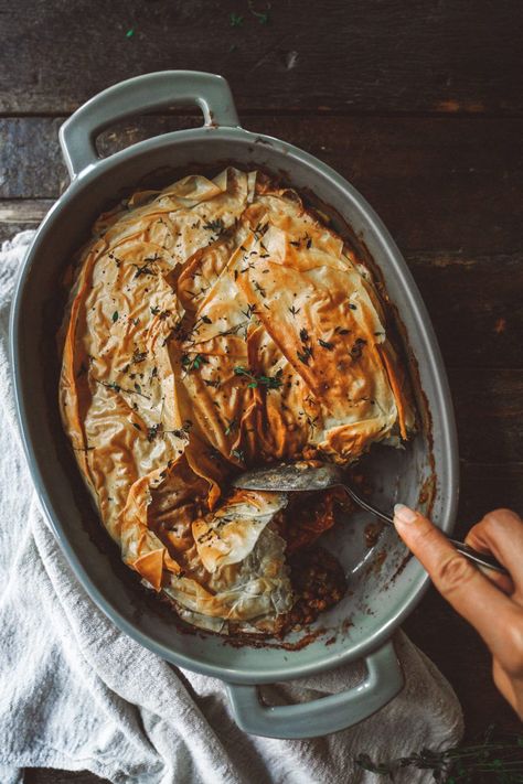 Vegan Creamy Lentil Phyllo Dough Crusted Casserole | FoodByMaria Samosa Pie, Potato Samosa, Lentil Casserole, Chickpea Spinach, Pasta Fillo, Indian Appetizers, Phyllo Dough, Recipes To Make, Samosa