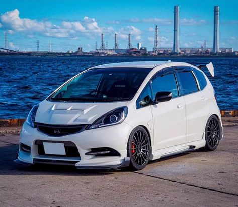 Honda Fit Sport Modified, Honda Fit Custom, Honda Fit Modified, Honda Fit Sport, Subaru Levorg, Hair Twists Black, Hair Twists, Car Sport, Pretty Flacko