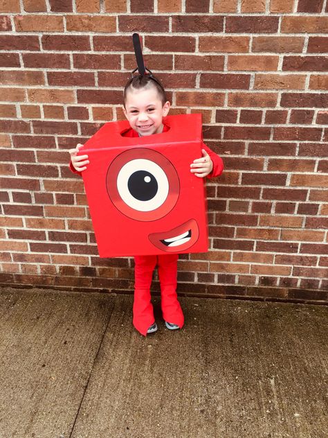 DIY halloween 2020 Number Block Halloween Costume, Numberblocks Halloween Costume, Number Blocks Costume Diy, Number Blocks Halloween Costume, Number Day Costume Kids, Number Blocks Costume, Numberblocks Costume, S Preschool Activities, School Costume Ideas