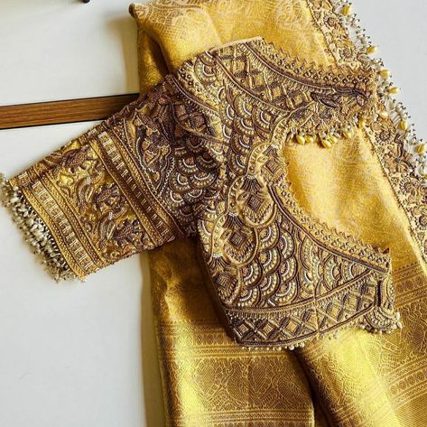 Embroidery On Bags, Golden Blouse Designs, Embroidery For Kids, Gold Blouse Designs, Zardosi Work Blouse, Maggam Blouse, Latest Bridal Blouse Designs, Maggam Work Blouse, Zardosi Work