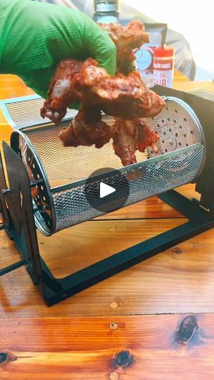 Michaer shop Rotisserie Chicken On Grill, Chickenwings Bbq, Chicken On Grill, Bbq Rotisserie, Trailer Design, Bbq Wings, Creative Gardening, Diy Furniture Table, Outdoor Grill