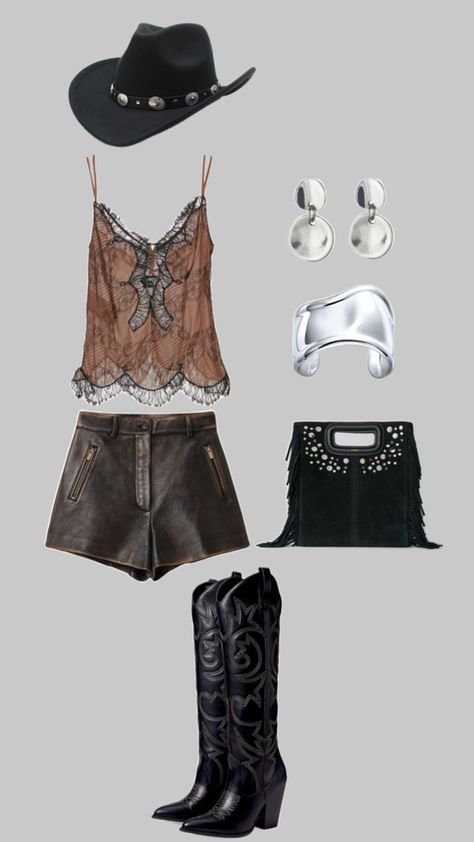 Night Country Concert Outfit, Boho Chic Festival Outfits, Overalls Country Concert Outfit, Trendy Country Concert Outfit, Cowgirl Night Out Outfit, Alt Country Outfits, 2000s Country Aesthetic, Barn Party Outfit, Country Cocktail Attire