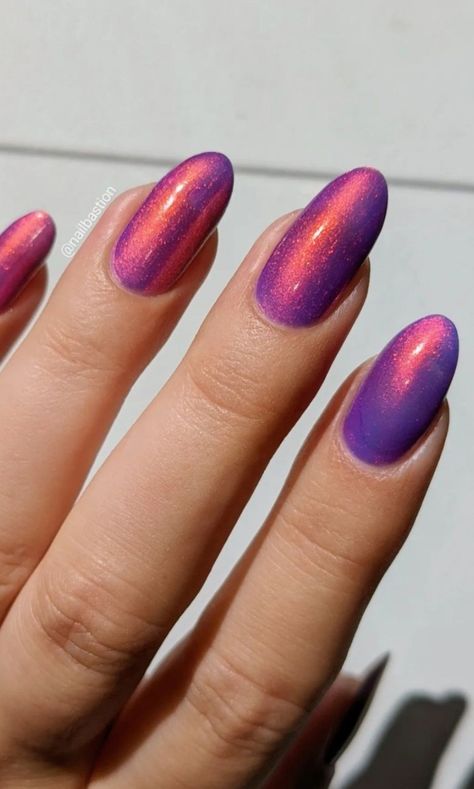 Purple Nails Chrome, Nail Paint Shades, Nails Chrome, Pretty Nail Colors, Minimalist Nails, Luxury Nails, Chrome Nails, Purple Nails, Gorgeous Nails