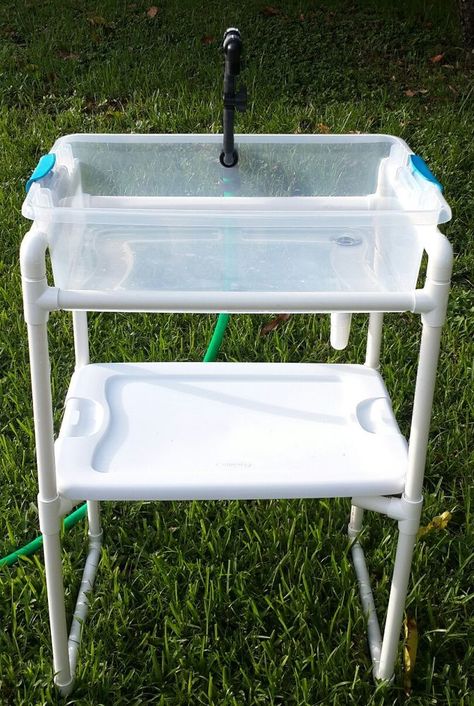 Diy Portable Sink, Sink Table, Sink Diy, Camping Sink, Outdoor Sink, Pvc Furniture, Portable Sink, Camping Diy, Pvc Pipe Projects