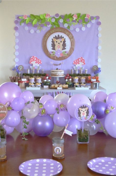 Party Table Set Up Ideas, Forest Animals Birthday Party, Animals Birthday Party Ideas, Table Set Up Ideas, Birthday Parties For Girls, Woodland Hedgehog, Hedgehog Party, Hedgehog Baby, Woodland Forest Animals