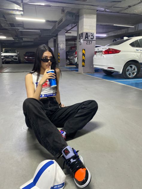 Basement, parking lot, streetwear, Y2k, pepsi, nike. Basement Pics Aesthetic, Basement Pictures Instagram, Basement Parking Aesthetic, Basement Photoshoot Ideas, Parking Photoshoot Aesthetic, Parking Lot Pics Aesthetic, Poses In Parking Lot, Parking Lot Aesthetic Photoshoot, Picture Inspo Instagram Baddie