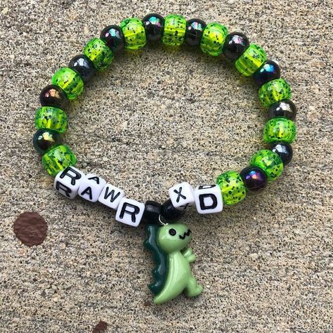 Beaded Bracelet Ideas, Scene Bracelets, Sunflower Paper Craft, Rave Bracelets, Sunflower Paper, Pulseras Kandi, Goodbye Lullaby, Diy Kandi Bracelets, Pony Bead Bracelets