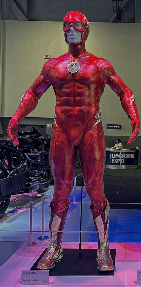 The Flash 2023, Flash Suit, Flash Costume, Muscle Suit, Superhero Suits, Universe Movie, Dc Rebirth, Flash Design, Dc Multiverse